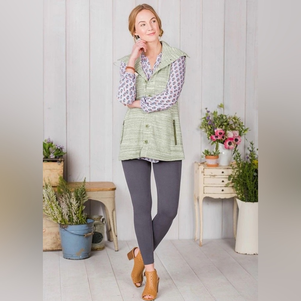 Matilda Jane OUT THE DOOR VEST Size S Small NWT Women's Green